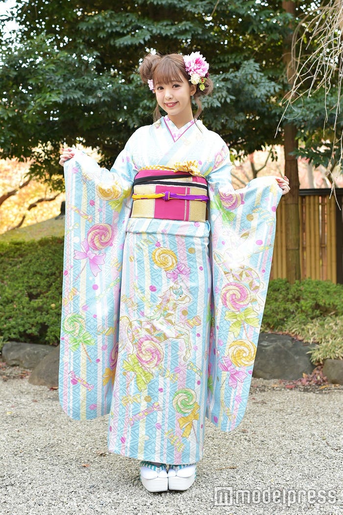 藤田ニコル(にこるん)(C)モデルプレス