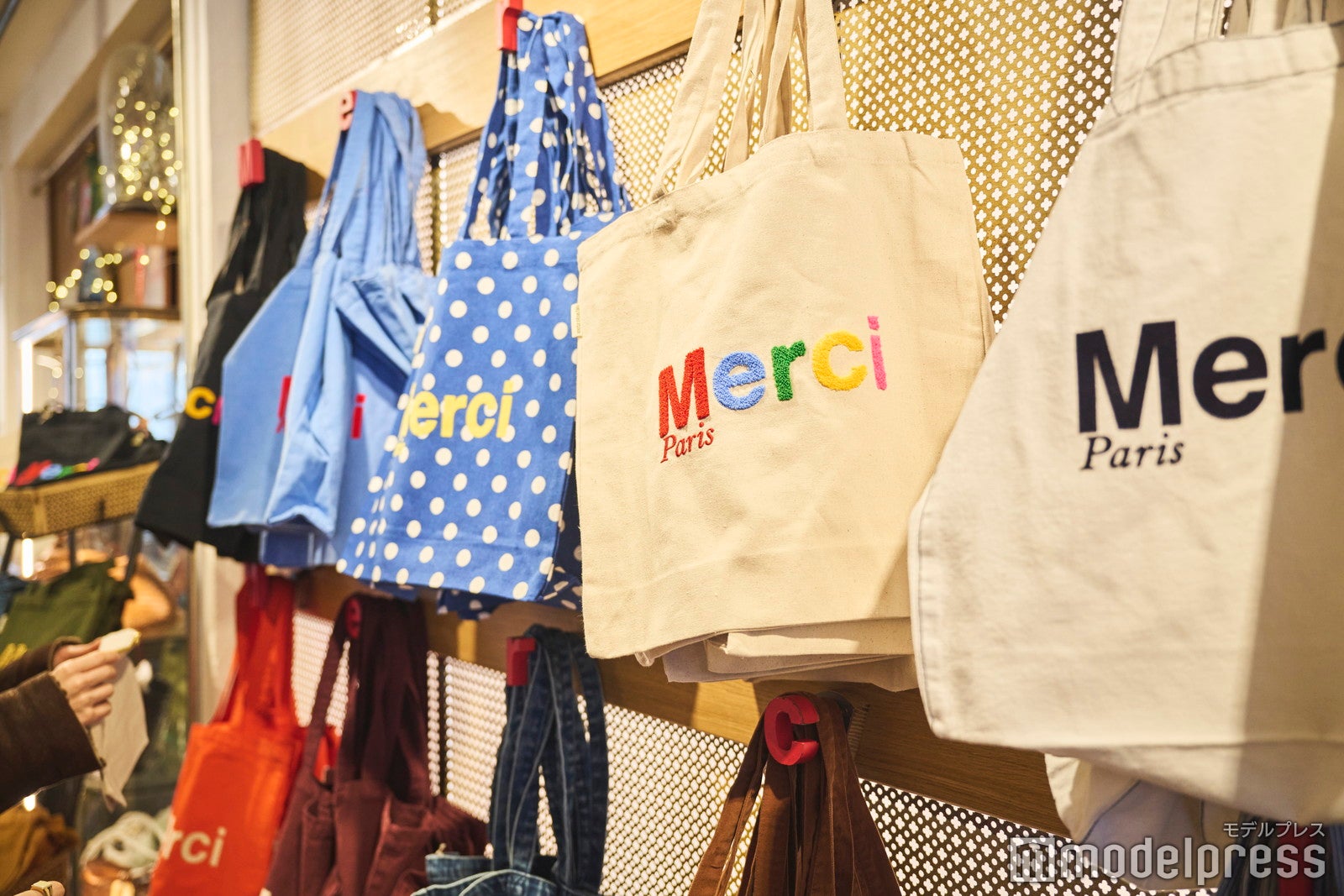 メルシー（C）モデルプレス