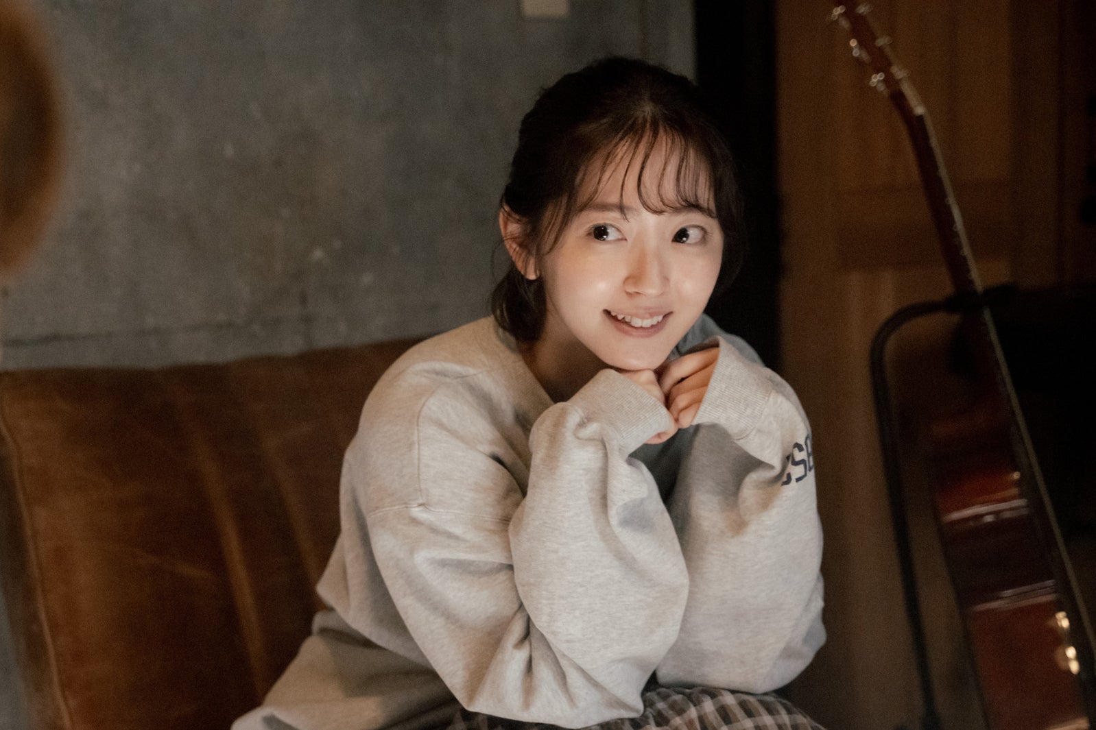 鈴木愛理「冬のなんかさ、春のなんかね」第6話（C）日本テレビ