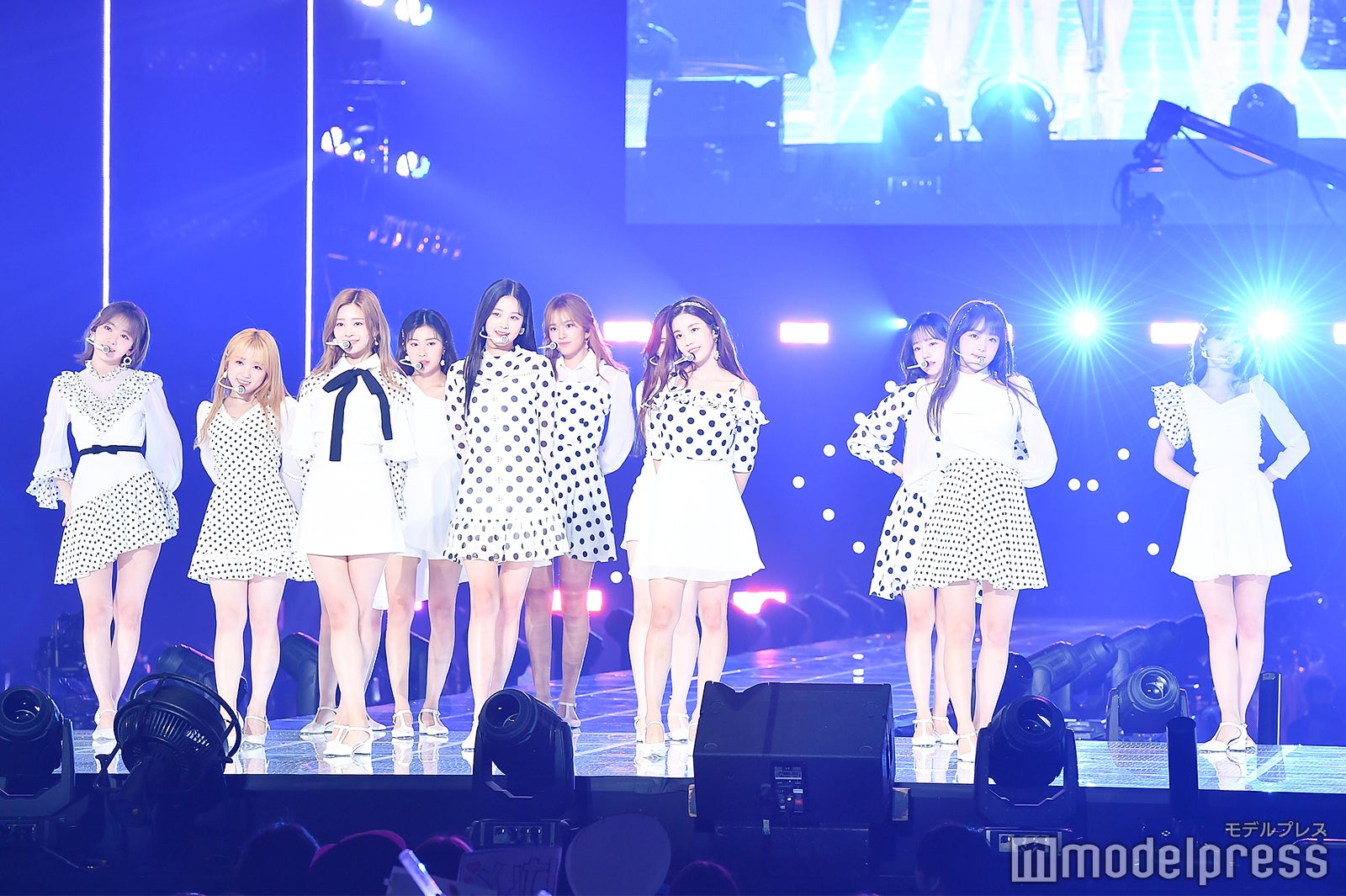 IZ＊ONE（C）モデルプレス