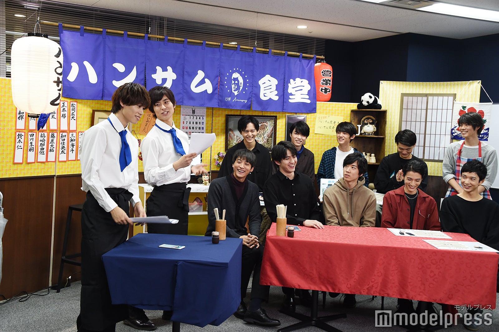 生配信の模様（C）モデルプレス