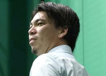 マエケンが古巣の盟友に「日本シリーズで会おう」と激アツメッセージ 「尊敬できる2人」と肩組み3ショ SNS「最高の写真じゃん」「仲間っていいね」