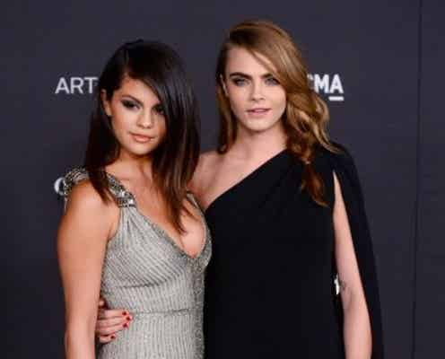 カーラ・デルヴィーニュ、セレーナ・ゴメスとツーショット
