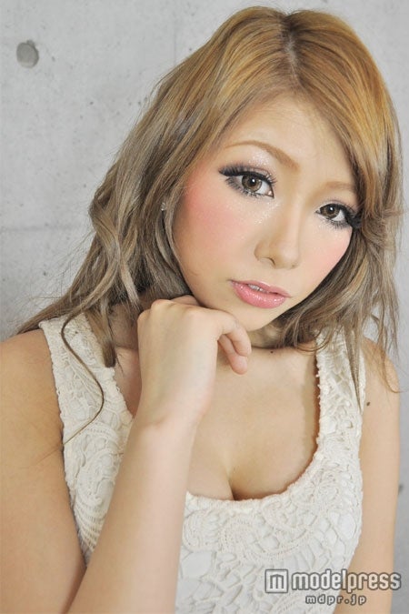 長谷川万射（まやにゃむ）