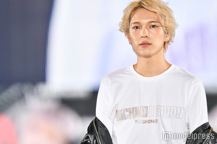 (C)モデルプレス