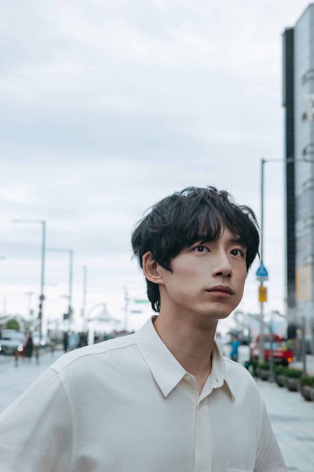 坂口健太郎（C）2025 映画「盤上の向日葵」製作委員会