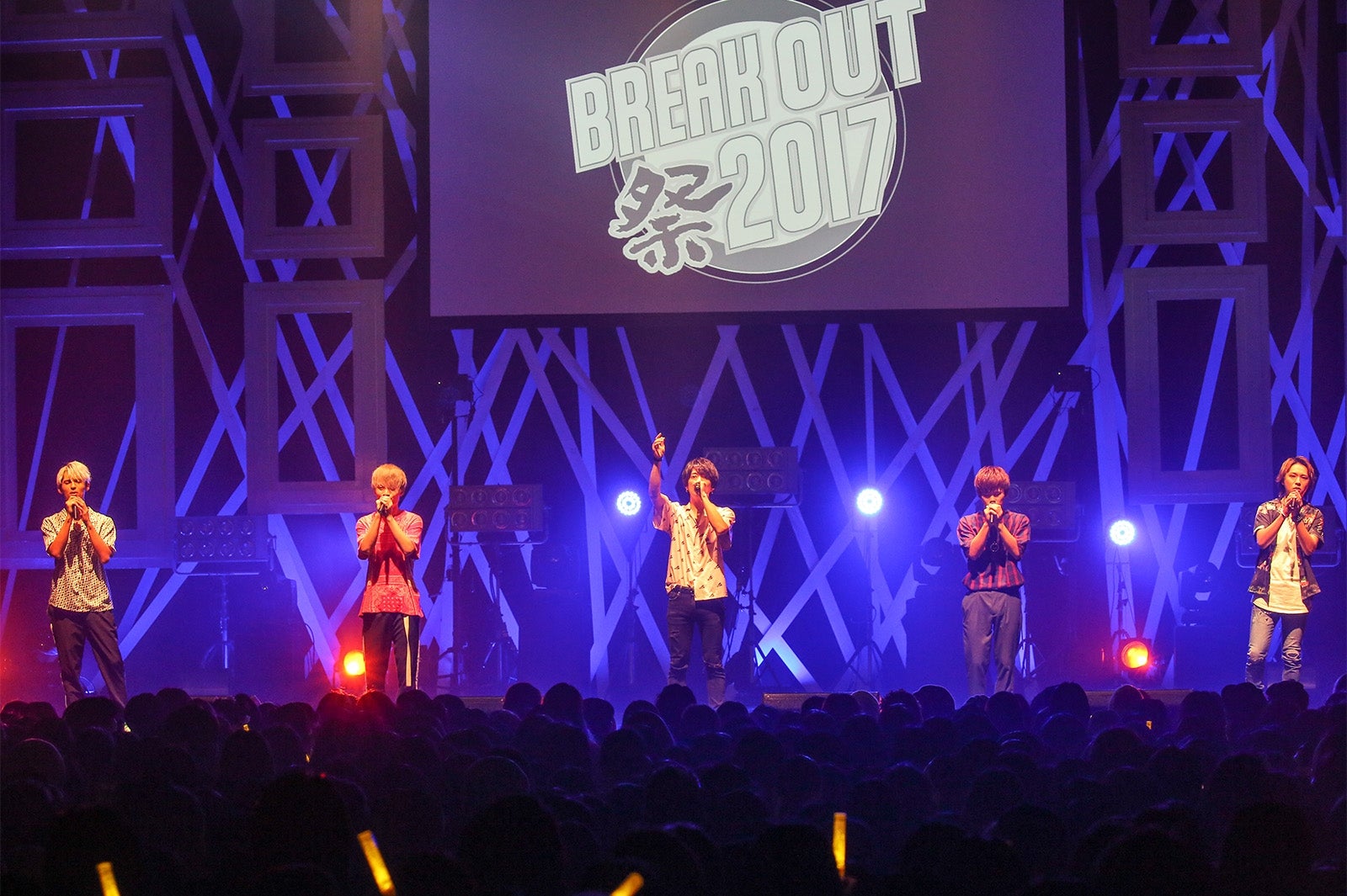 COLOR CREATION（提供写真）