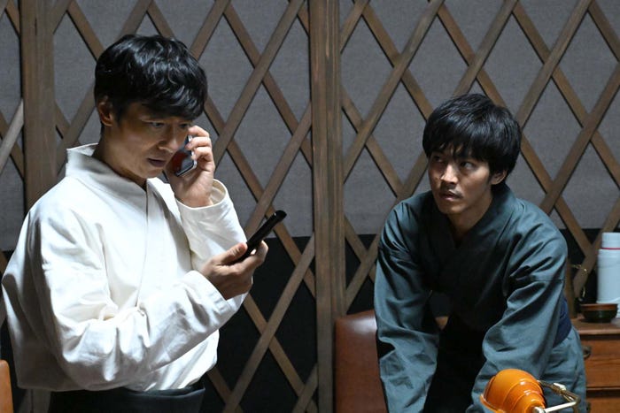 堺雅人、松坂桃李「VIVANT」最終話より(C)TBS