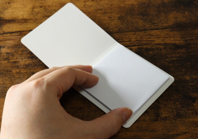 100均ペットグッズコーナーに隠れてた名品♡秋冬のお悩みを解消できる！優秀お手入れグッズ