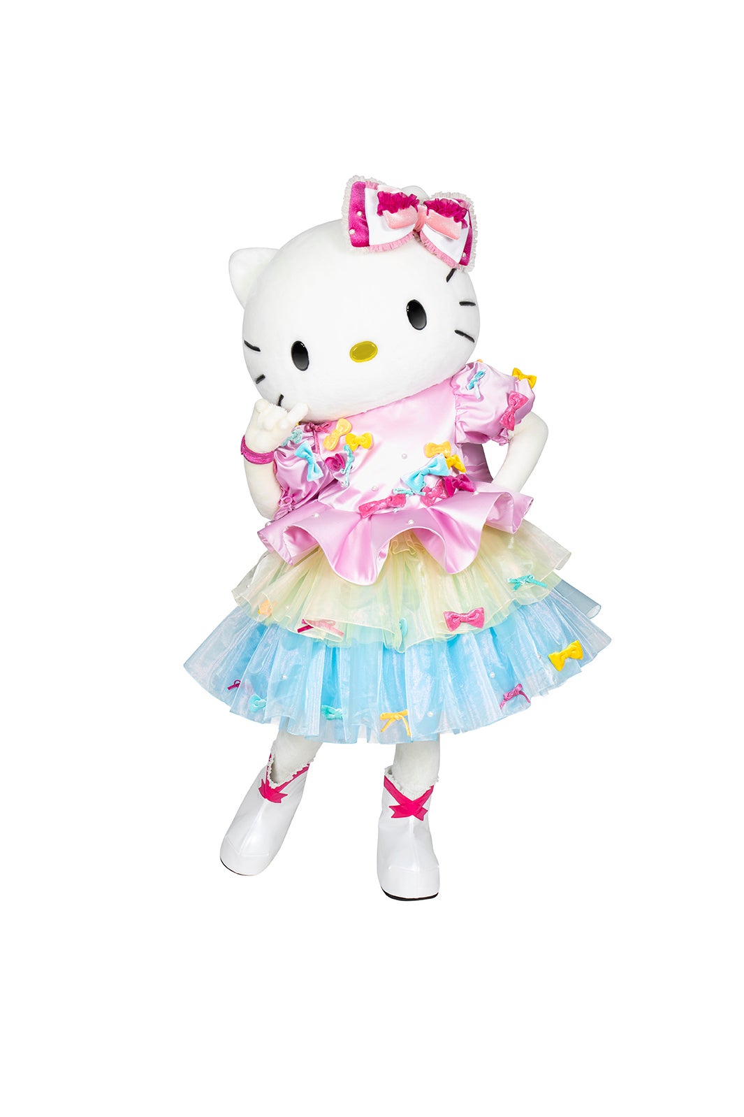 ハローキティも一緒に応援／提供画像