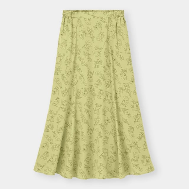 くすみグリーンに花柄が描かれたマーメイドフレアスカート