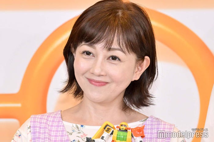 浅香唯(C)モデルプレス