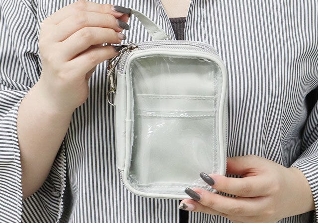 ムック本　ムック　付録　人気　おすすめ　オススメ　宝島社　宝島　レビュー　便利　優秀　当たり　最高　2023　ローリーズファーム　推し活ポーチ　LOWRYS