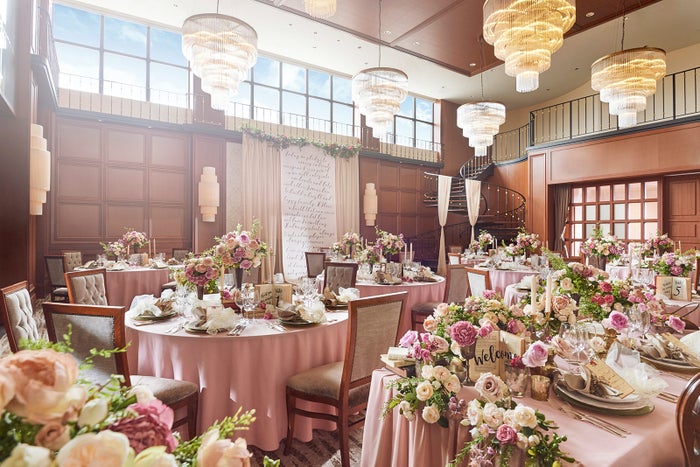 オークルーム会場／画像提供：株式会社ツカダ・グローバルホールディング