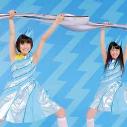 (左から)玉井詩織、高城れに/新CM「爽 バニラと氷篇」