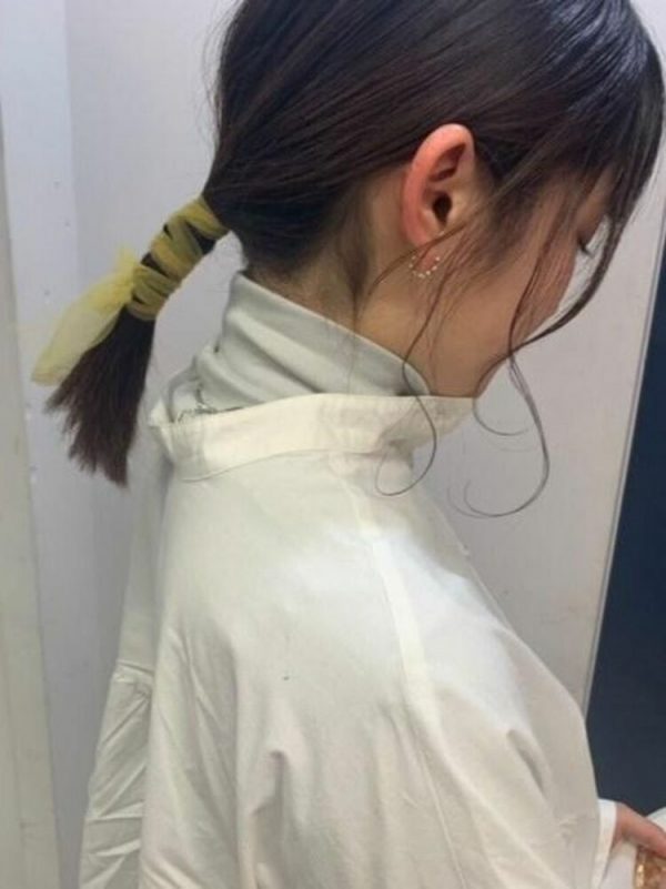 夏らしい涼しい髪型にしたいなら 大人女子にして欲しい簡単にこなれ感を出すアレンジ モデルプレス 夏らしい涼しい髪型にしたいなら 大人女子にして欲しい簡単にこなれ感を出すアレンジ モデルプレス