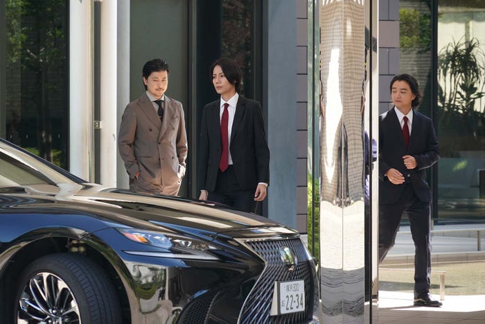 玉山鉄二、松下奈緒、染谷将太「CODE―願いの代償―」第8話より(C)読売テレビ・日本テレビ