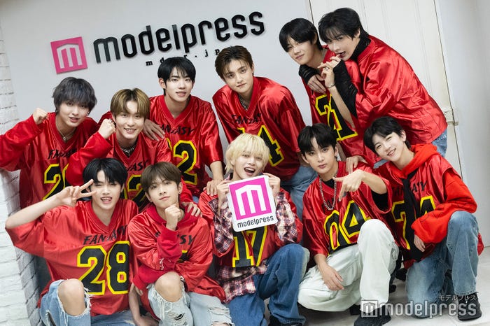 FANTASY BOYS/(上段左から)イ・ハンビン、キム・ウソク、カン・ミンソ、ヒカル、ヒカリ、ソウル(下段左から)キム・ギュレ、オ・ヒョンテ、ホン・ソンミン、リンチ、ケイダン(C)モデルプレス