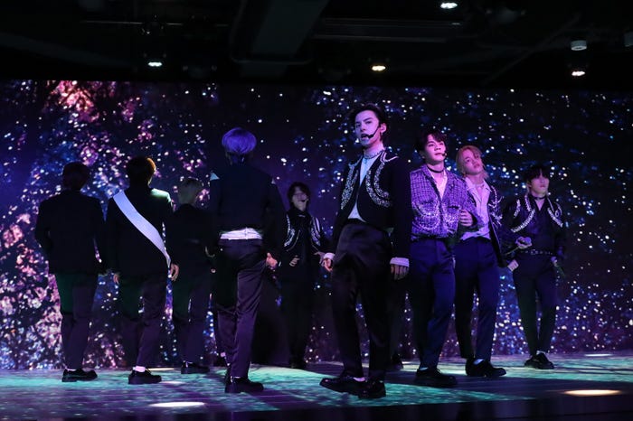 JO1「めざましライブ」より (C)フジテレビ