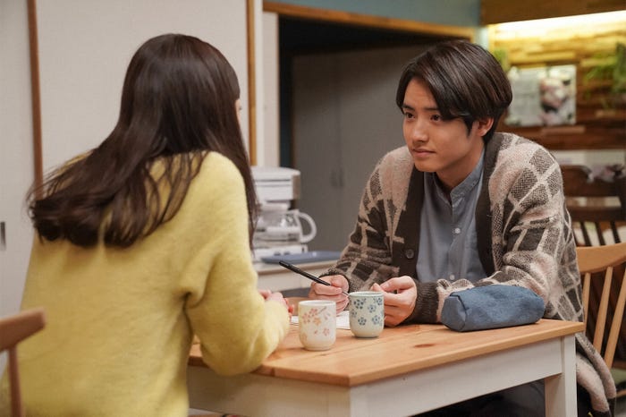 福原遥、赤楚衛二/「舞いあがれ!」第97話(C)NHK