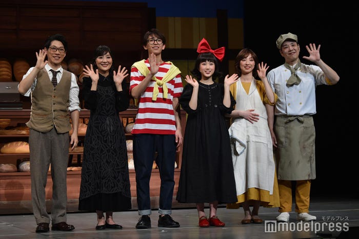 横山だいすけ、生田智子、深田竜生、山戸穂乃葉、白羽ゆり、藤原一裕/ミュージカル「魔女の宅急便」初日前会見より(C)モデルプレス