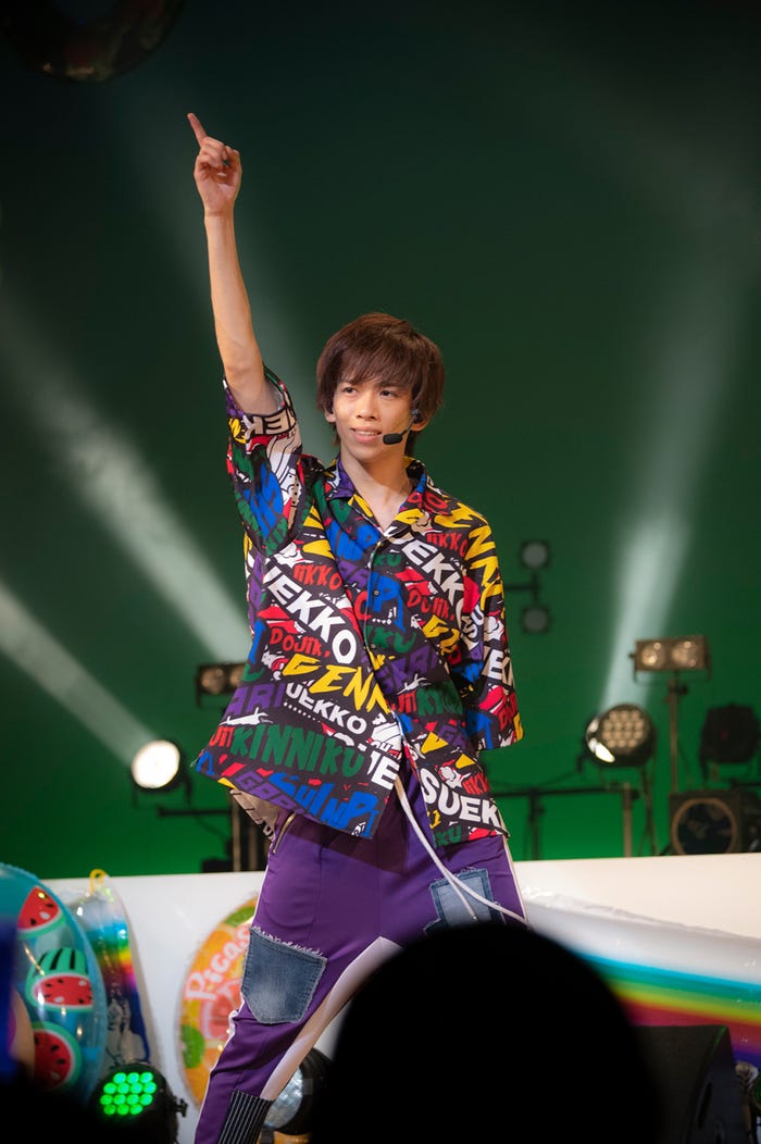 超特急(撮影:米山三郎、深野輝美)