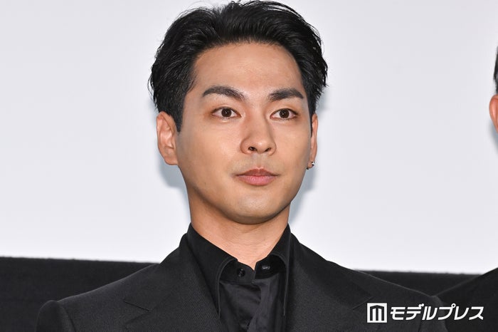 柳楽優弥、撮影現場に100人分の高級差し入れ 黒島結菜が感謝「さすが」【夏目アラタの結婚】