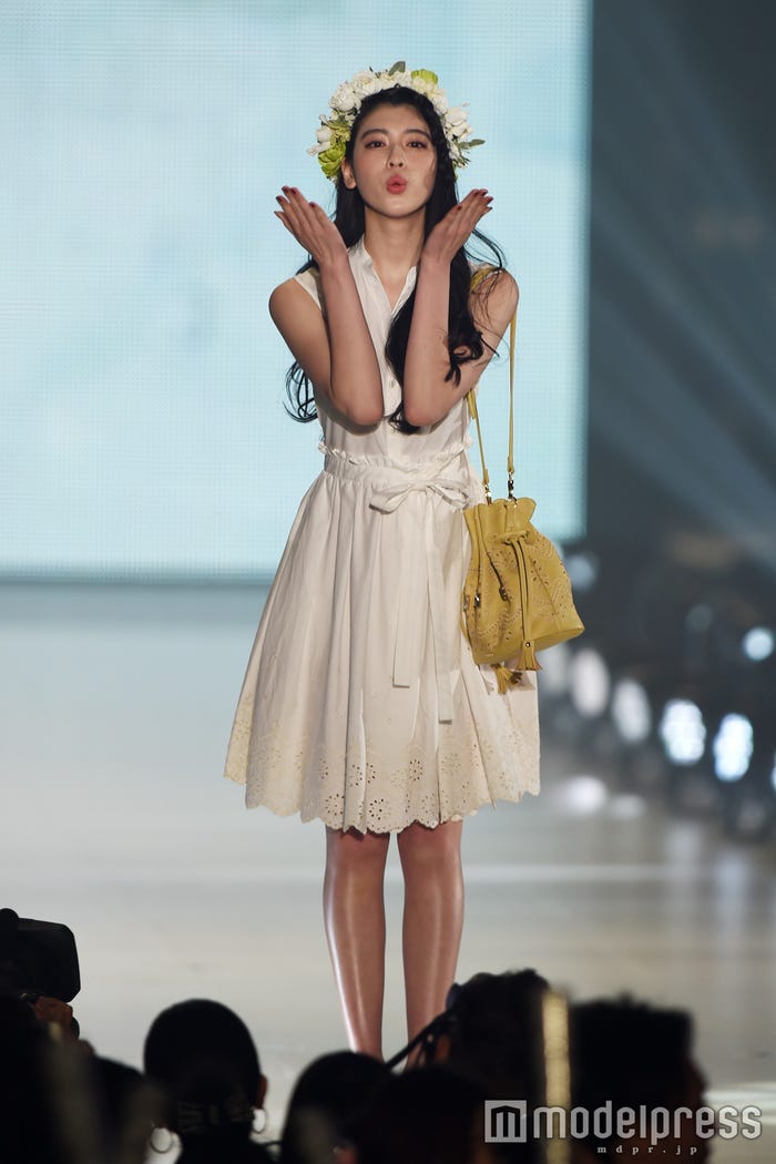 三吉彩花(C)モデルプレス