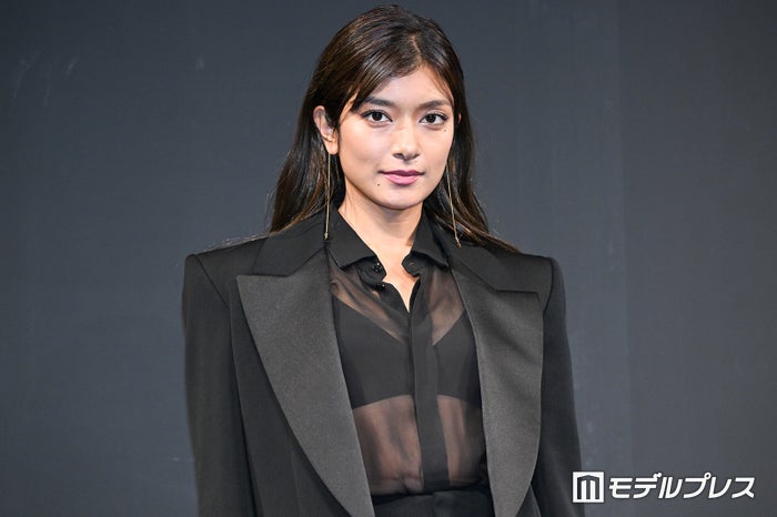 ローラ、着物姿披露 茶道から得た“学び”伝え「心まで美しい」と反響