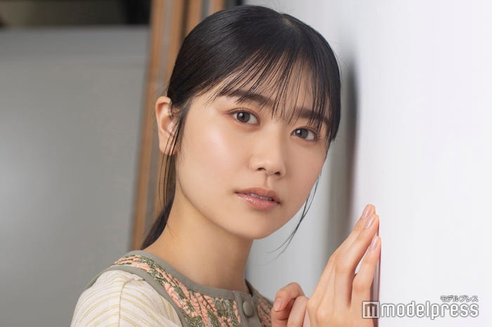 丹生明里(C)モデルプレス