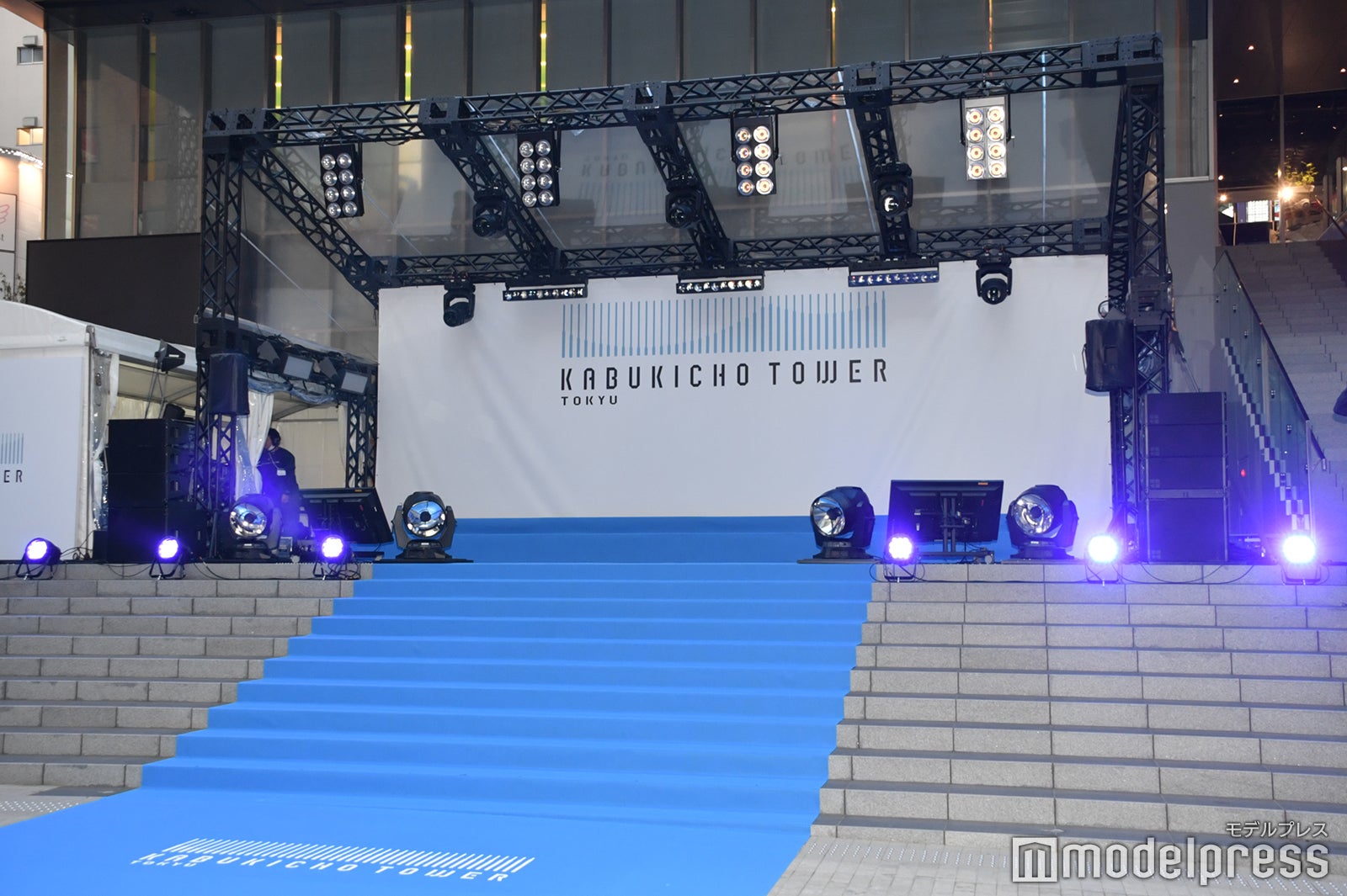 東急歌舞伎町タワー前日セレモニーの模様（C）モデルプレス
