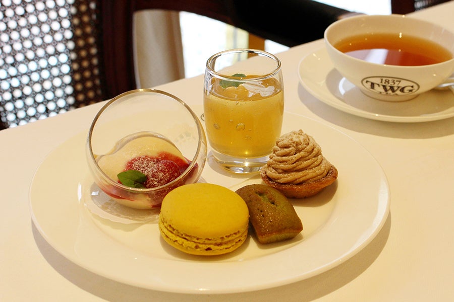 TWG Tea 「ティーブランマンジェ 季節のフルーツソース添え」「ティー＆スパークリングワインジュレ」