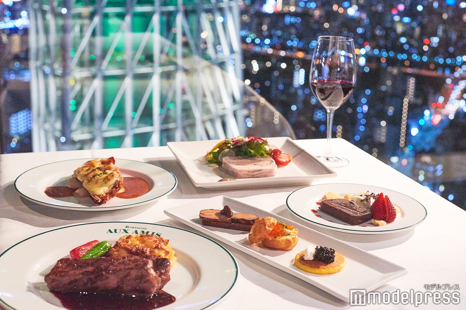 ブラッスリーオザミ「Menu Noelクリスマスコース」1名16,500円（サービス料別）（C）モデルプレス