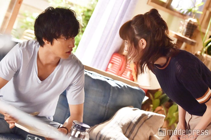 いきなり一触即発!?美咲と夏向、お互いの第一印象は最悪のようです…。(C)モデルプレス