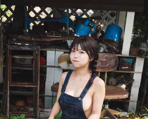 “アソビシステム次世代アイドル”Toi Toi Toi・さくらもも、オーバーオールから色白美ボディのぞく