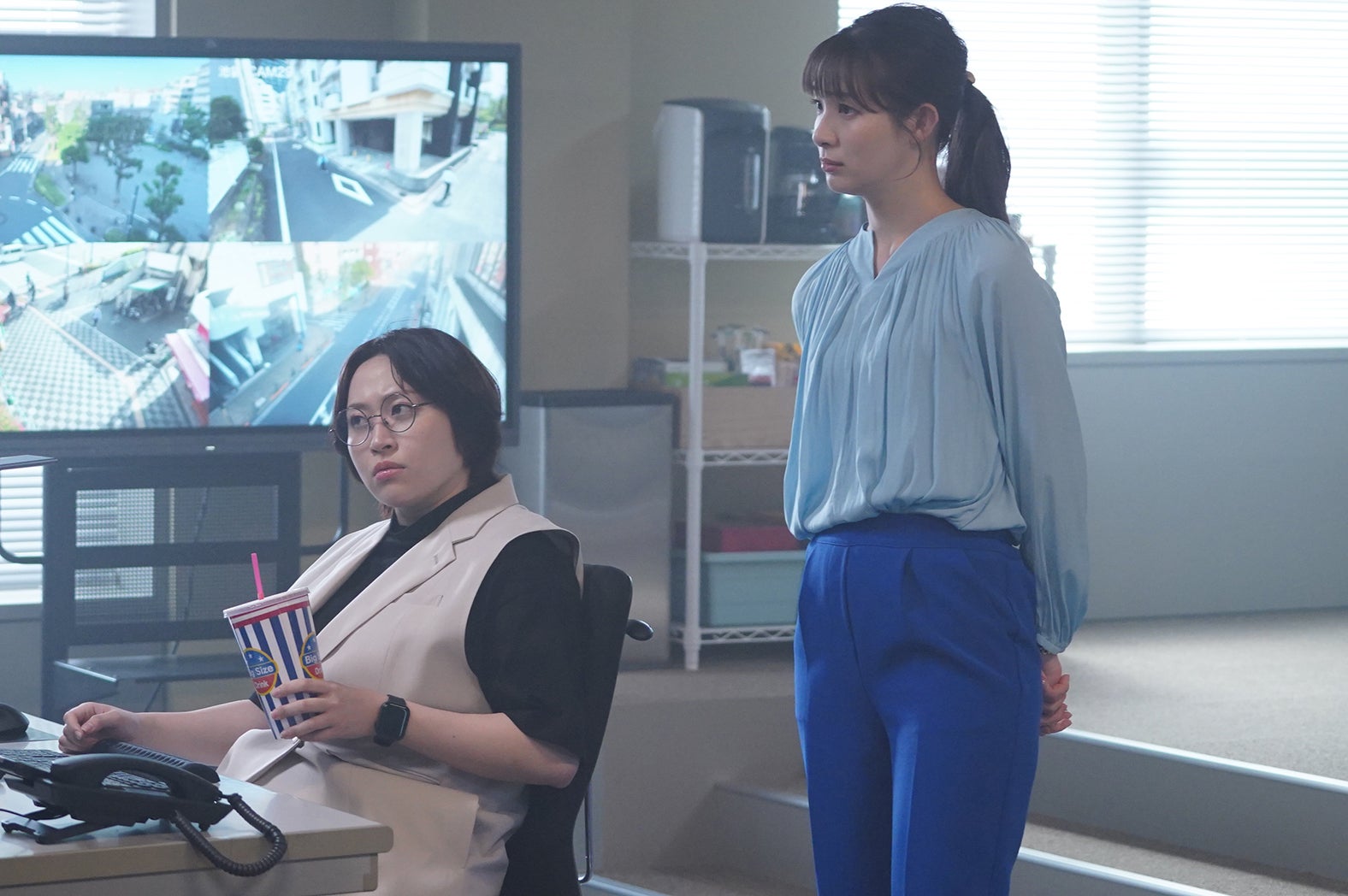 丸山礼、足立梨花「大追跡～警視庁SSBC強行犯係～」第3話（C）テレビ朝日・東映