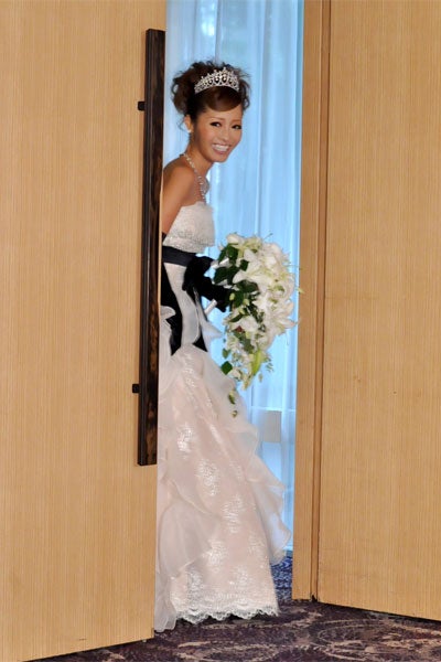 画像5 8 小森純 結婚披露宴直前記者会見 総額1億7000万円のジュエリーを披露 モデルプレス