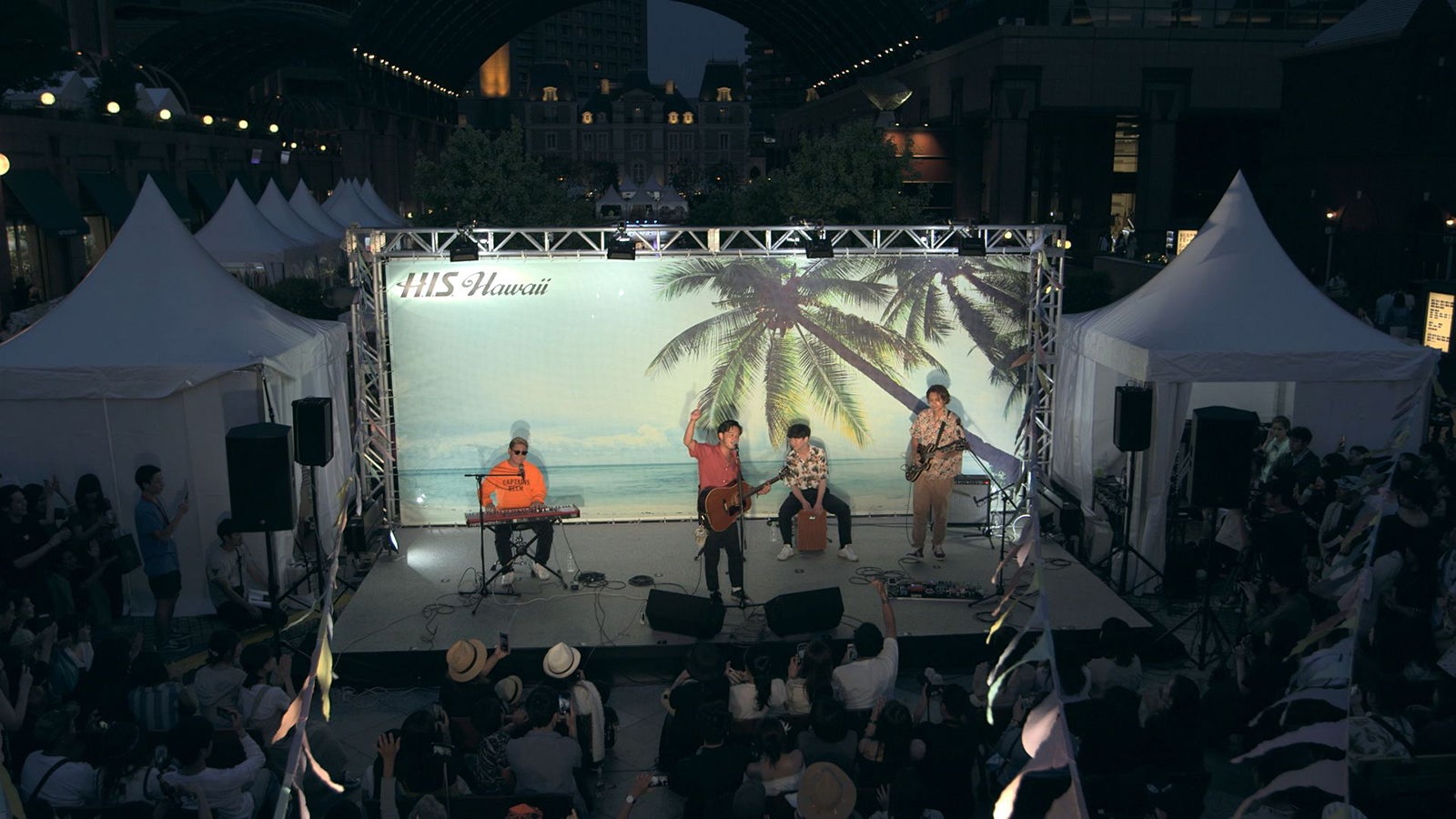 SPiCYSOLのライブ「TERRACE HOUSE TOKYO 2019-2020」10th WEEK（C）フジテレビ／イースト・エンタテインメント