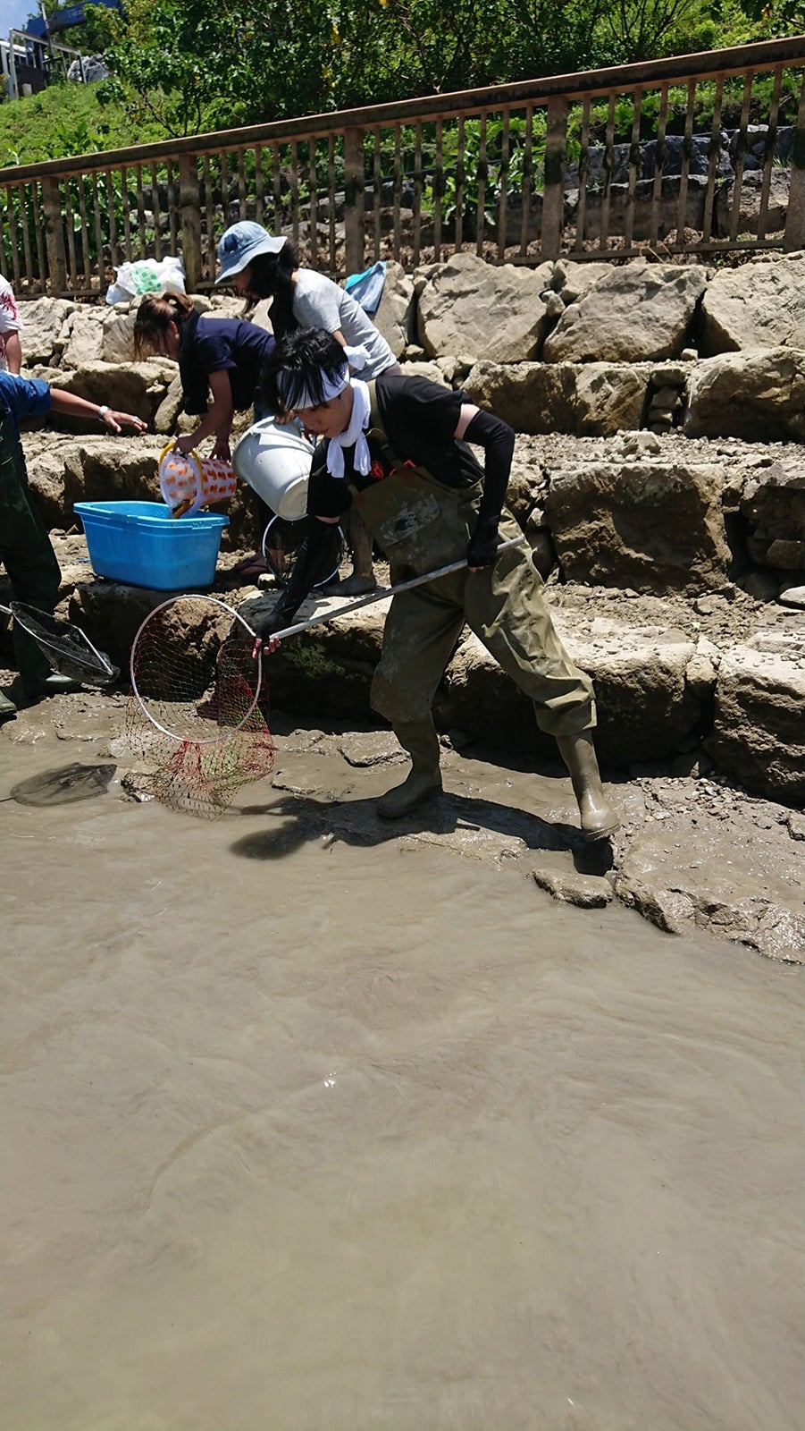 22日放送の「緊急SOS！池の水ぜんぶ抜く大作戦」より（C）テレビ東京