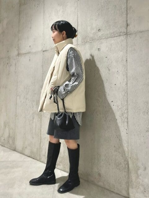 ダウンベスト　コーデ　秋　冬