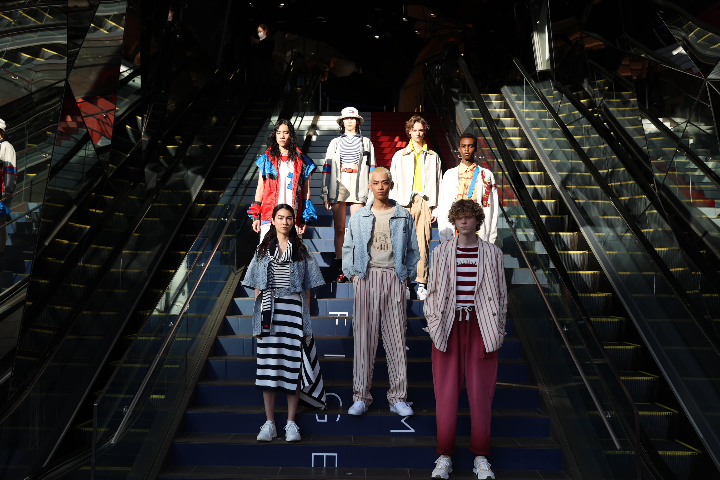 「トミー ヒルフィガー」ゲリラファッションショーの様子（提供写真）