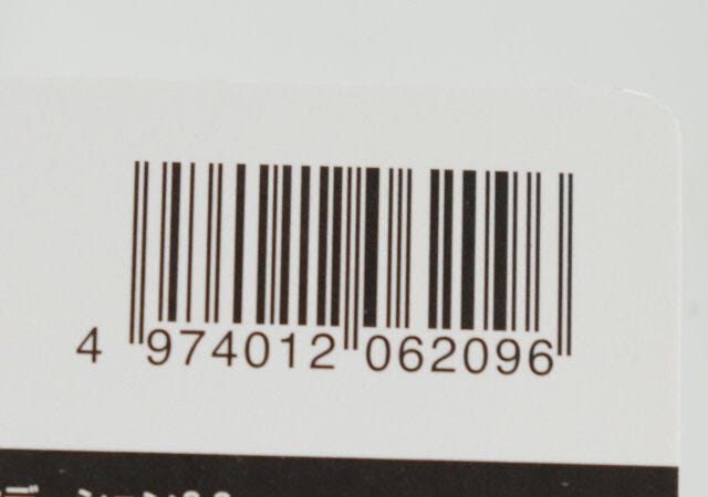 100円ショップ　100均　100円　百円　百円ショップ　便利　優秀　使える　おすすめ　オススメ　レビュー　ダイソー　DAISO　ダイソー商品　アイデイト　クッションファンデーション　02　ライトベージュ　JAN　バーコード