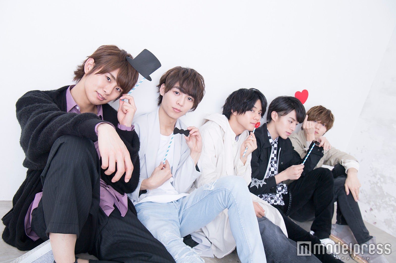 DearDream（左から）正木郁、溝口琢矢、石原壮馬、富田健太郎、太田将熙（C）モデルプレス