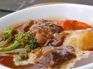 シチューをご飯にかける かけない 人に驚かれた 食べ方の組み合わせ モデルプレス シチューをご飯にかける かけない 人に驚かれた 食べ方の組み合わせ モデルプレス