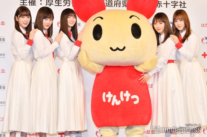 堀未央奈、山下美月、齋藤飛鳥、けんけつちゃん、与田祐希、星野みなみ (C)モデルプレス