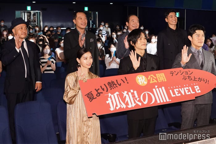 映画『孤狼の血LEVEL2』公開記念舞台挨拶 (C)モデルプレス