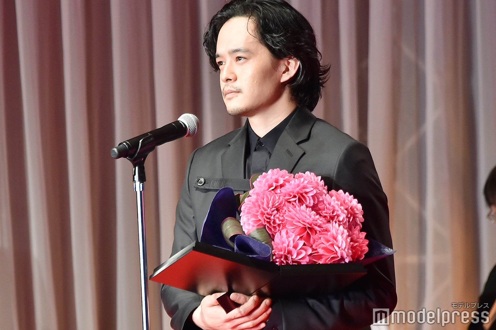 池松壮亮（C）モデルプレス