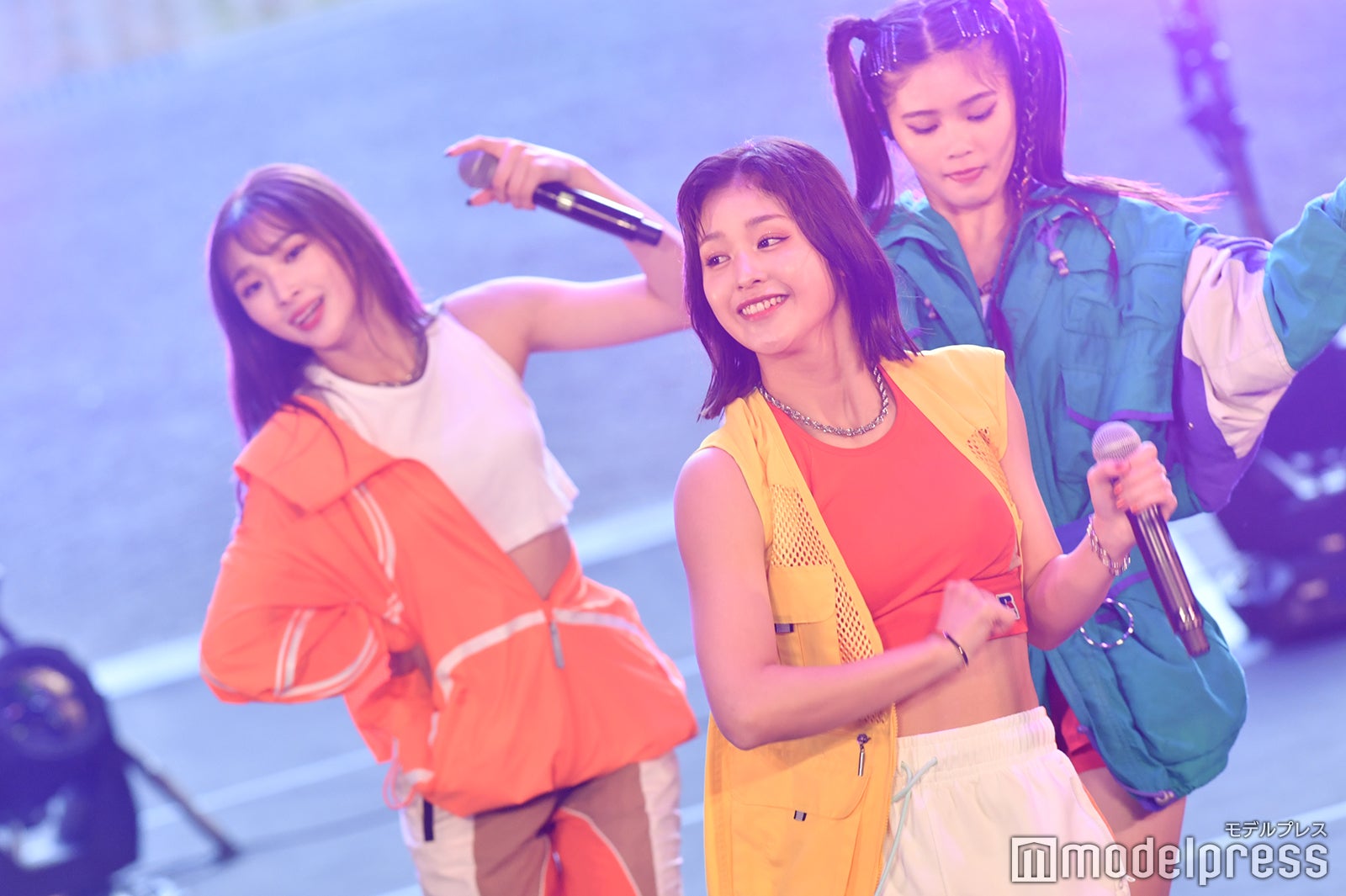 （C）モデルプレス