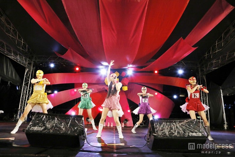 ももいろクローバーZ＜大阪会場＞／Courtesy of SUMMER SONIC 2012 photo by Hajime Kamiiisaka