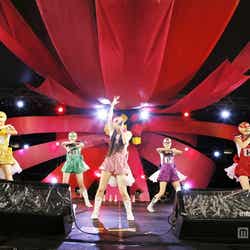 ももいろクローバーZ<大阪会場>/Courtesy of SUMMER SONIC 2012 photo by Hajime Kamiiisaka